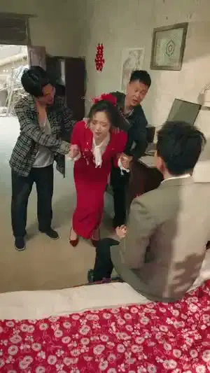 穿书80,我靠宠妻系统抢女主